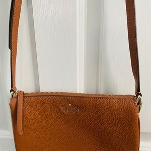 Cross-over Kate Spade Bag